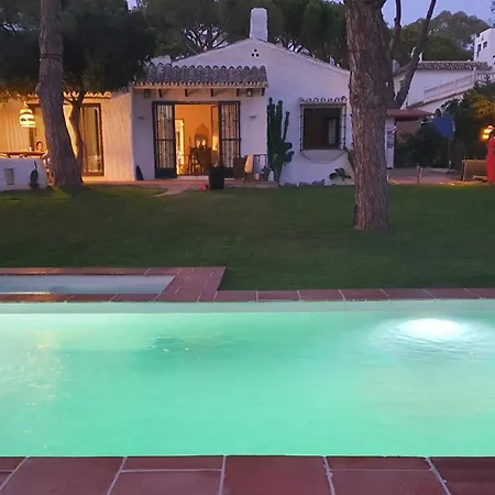 Hébergement de vacances Alconada Casa De Playa Marbellac