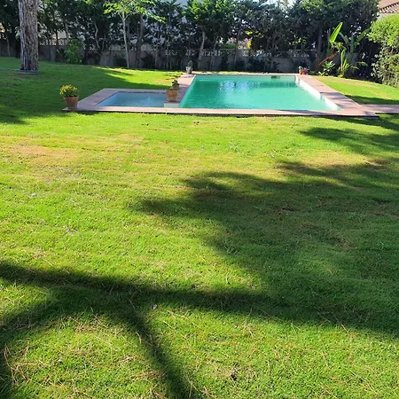 Alconada Casa De Playa Marbellac